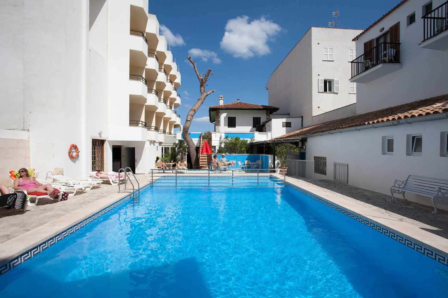 Hotel image 2